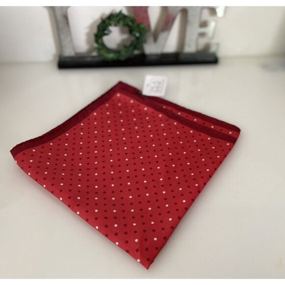 Jos A Bank Mens 14.5 X 14.5”‎ Red Tones Polka Dot 100% Silk Pocket Square NWT